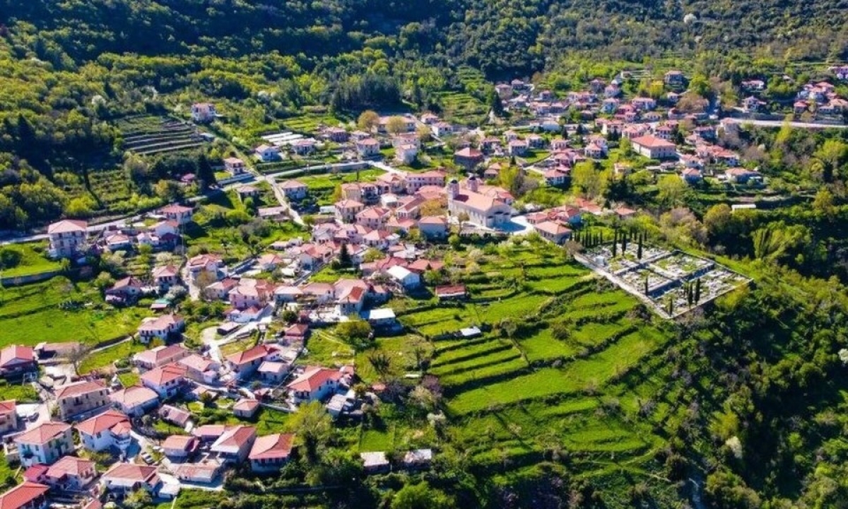Πλάτανος: Το χωριό - έκπληξη της ορεινής Ναυπακτίας (www.newsbomb.gr)