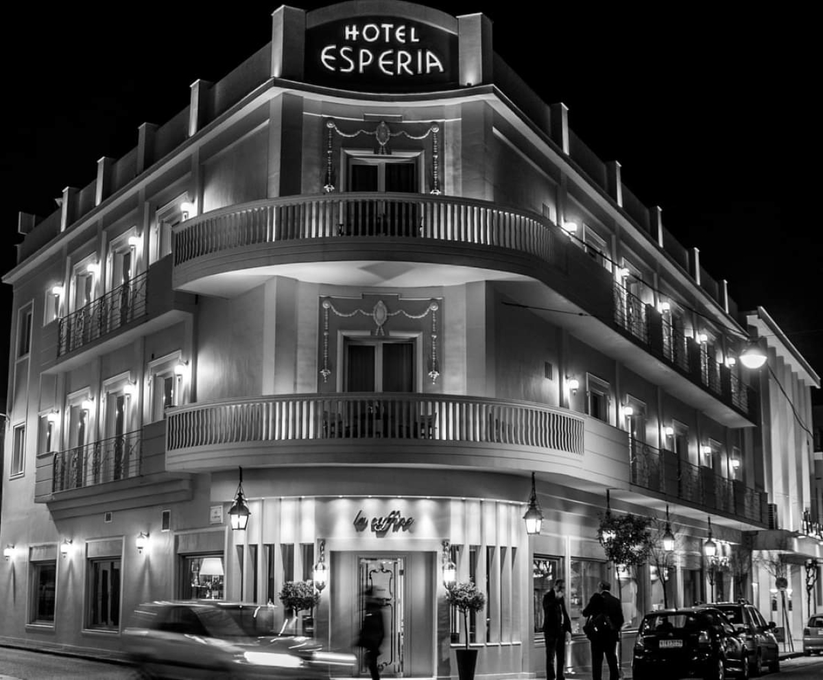 ESPERIA BOUTIQUE HOTEL in Agrinio - Night Vibes