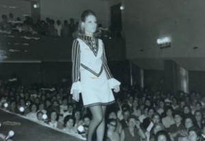 Άρωμα μόδας στο Αγρίνιο: Η επίδειξη που έγραψε ιστορία το 1969 (φωτο)