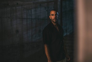 &quot;Λόγια Τυπικά&quot; το νέο τραγούδι του Αγρινιώτη Χριστόφορου Καραβασίλη | Στίχοι - Μουσική: Παύλος Μπερμπεριδης | (βίντεο)