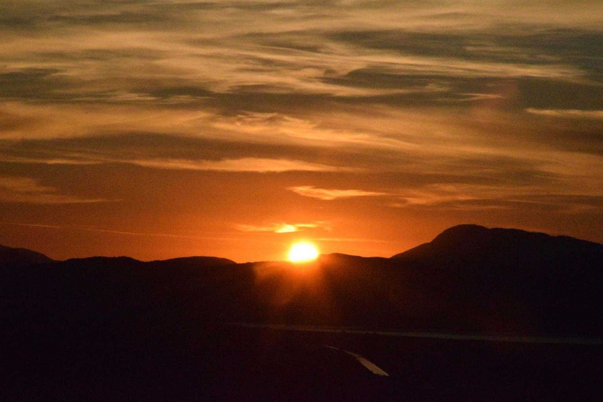 Αγρίνιο: Το σημερινό ηλιοβασίλεμα από τον λόφο του Αϊ Λια (φωτο)