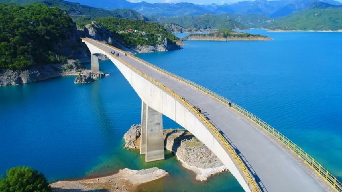 Γέφυρα Τατάρνας: Η γέφυρα «στολίδι» της Ελλάδας με τα παγκόσμια ρεκόρ (www.carandmotor.gr)