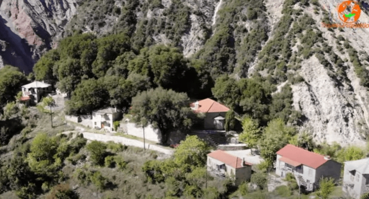 Δολιανά: Το απομονωμένο χωριό της Ευρυτανίας και η «μάχη» του με τον Κρικελοπόταμο