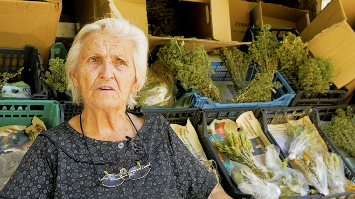 Ιστορίες ζωής από την 92χρονη γιαγιά Παναγιώτα | Η ζωή στο χωριό (Βίντεο)
