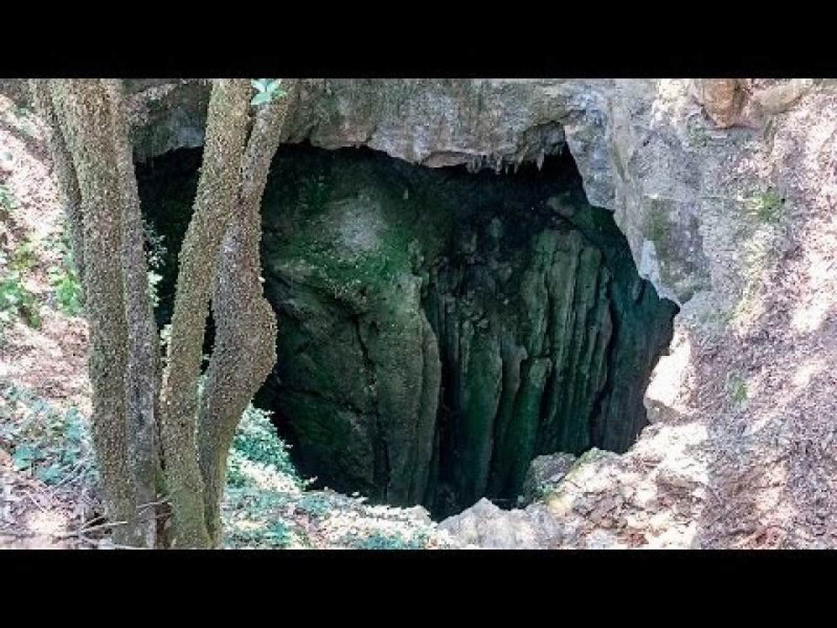 Η τρύπα της Τατάρνας - Eυρυτανία