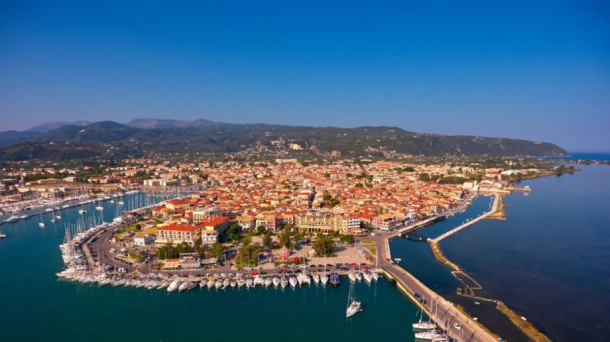 H Google αναδεικνύει τη Λευκάδα το δεύτερο πιο δημοφιλέστερο νησί της Ελλάδας