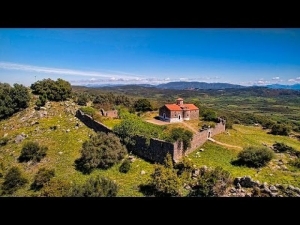 Ο Άγιος Γεώργιος Πόρτας Μπαμπίνης  (Βίντεο)