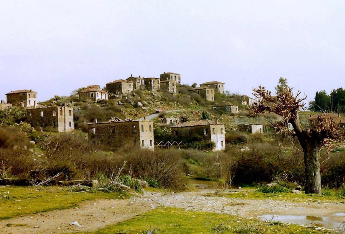 Στράτος: Το παλιό χωριό Σουροβίγλι (φωτο)