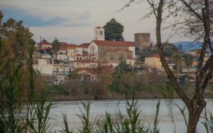 Δημογραφία της περιοχής των Οινιαδών: Πληθυσμιακές ομάδες και η συνεισφορά τους στην εξελικτική πορεία της περιοχής