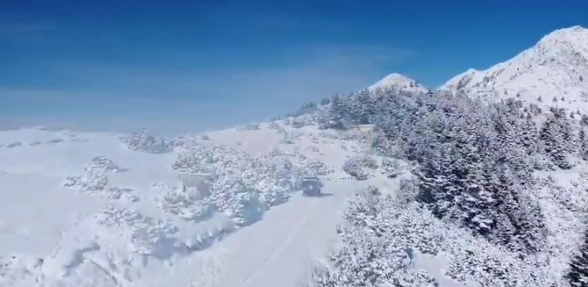 Αρέντα: Τα χιονισμένα σύνορα Αιτωλοακαρνανίας και Ευρυτανίας (video)