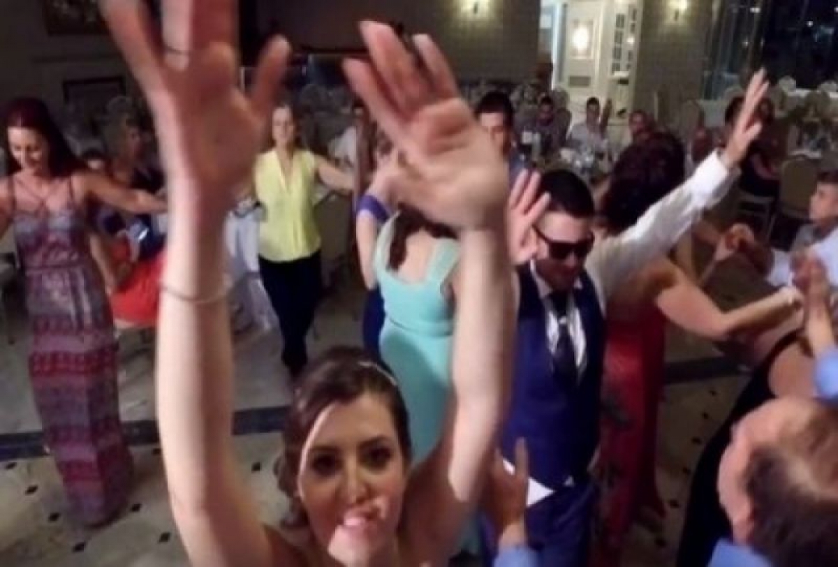 Ο απίστευτος γάμος στην Αιτωλοακαρνανία για τον οποίο μιλά όλο το Facebook! (VIDEO)