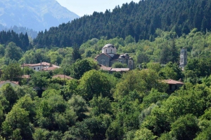 Το υπέροχο Μεγάλο Χωριό στην καρδιά της Ευρυτανίας (βίντεο)