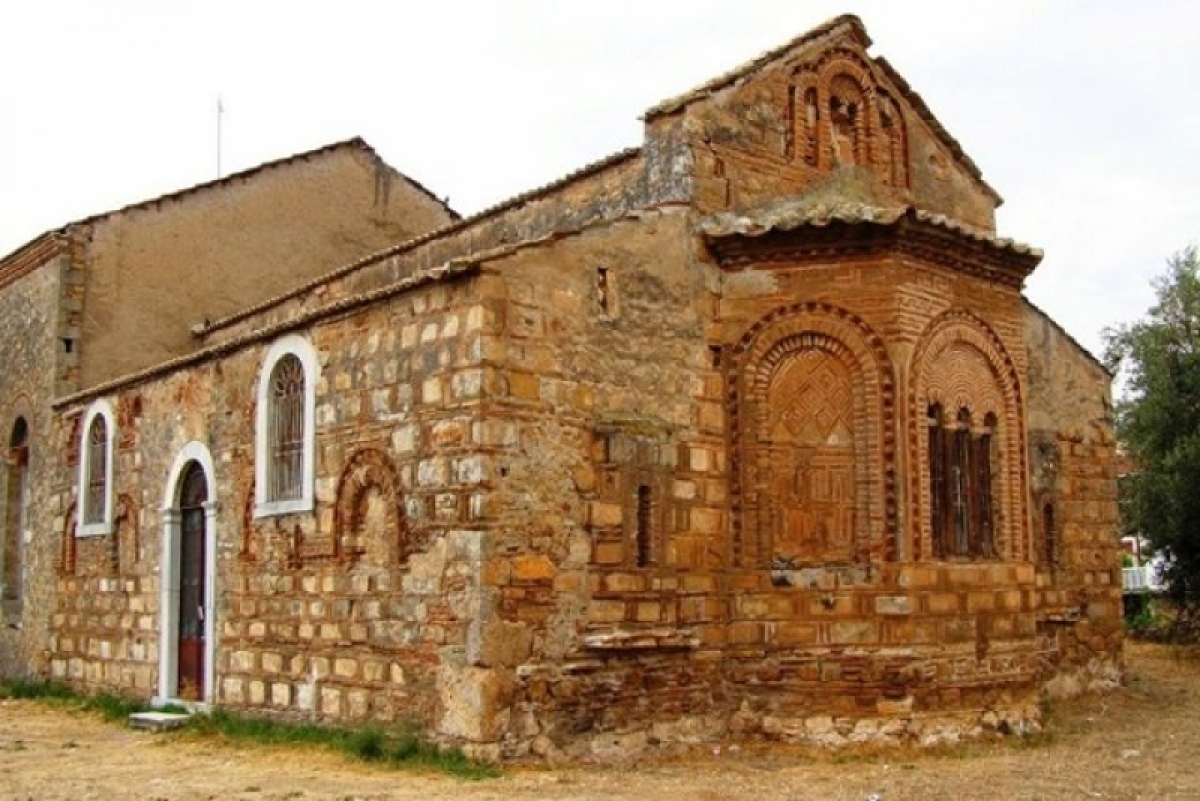 Ένας βυζαντινός ναός του 13ου αιώνα στο Λεσίνι