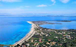 Από τα Πευκούλια ως τον Αϊ Γιάννη, το απέραντο γαλάζιο της Λευκάδας