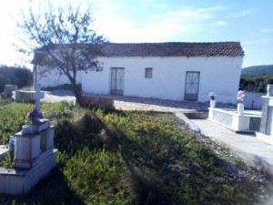 Άγιος Χριστόφορος Μαχαιρά Ξηρομέρου Αιτωλοακαρνανίας. Μνήμη, ευσέβεια, μύθος και ασβέστης…