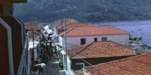 1977: Ο Μύτικας Ξηρομέρου μέσα από ένα βουβό έγχρωμο φιλμ