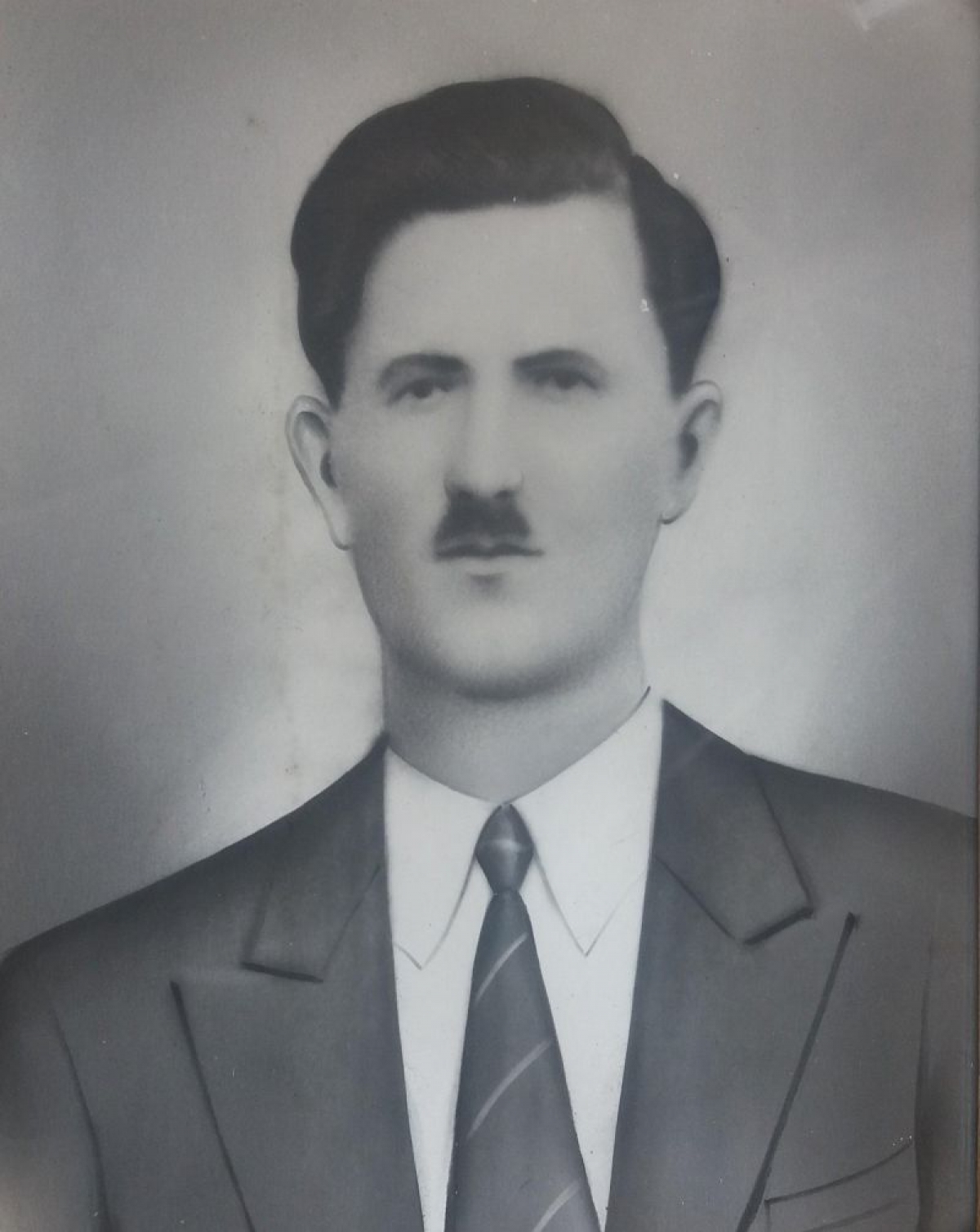 Δημοσθένης Δημονίτσας: Ενας απο τους εκτελεσθέντες στα Καλύβια Αγρινίου την 31/7/1944